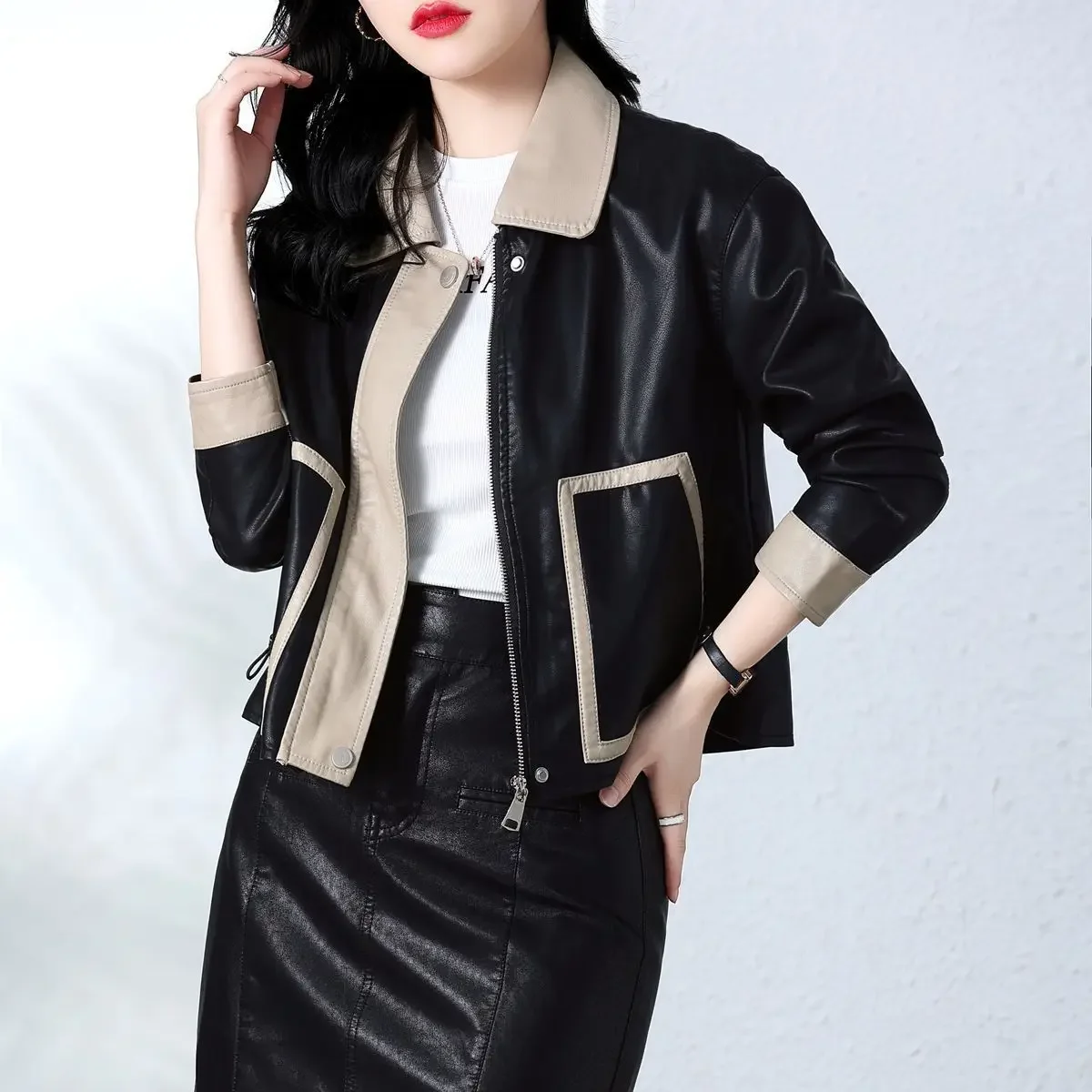 Leather jacket, women's sheepskin short jacket, 2023 new high-end fashion small leather jacket  winter coat women