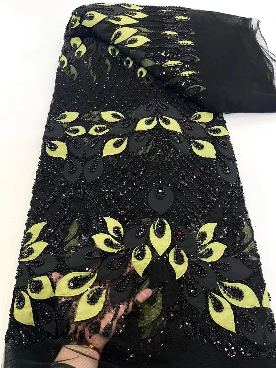 Afrikanischer französischer Perlen-Spitzenstoff 2024, hochwertige Spitze, bestickt, nigerianische 3D-Pailletten, Tüll-Spitze, 5 Yards zum Nähen, Partykleid