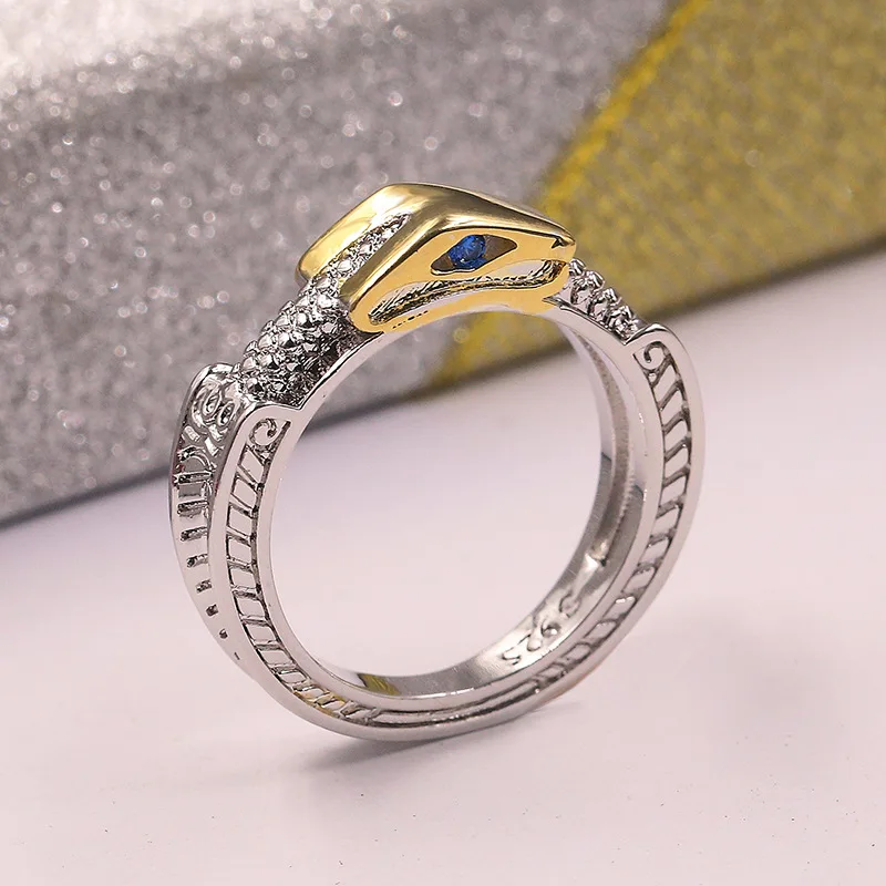 2022 New  Fashion silver plate Color Rings For Women Exquisite Two Tone Snake Designer Party Band Punk Engagement Jewelry Gifts