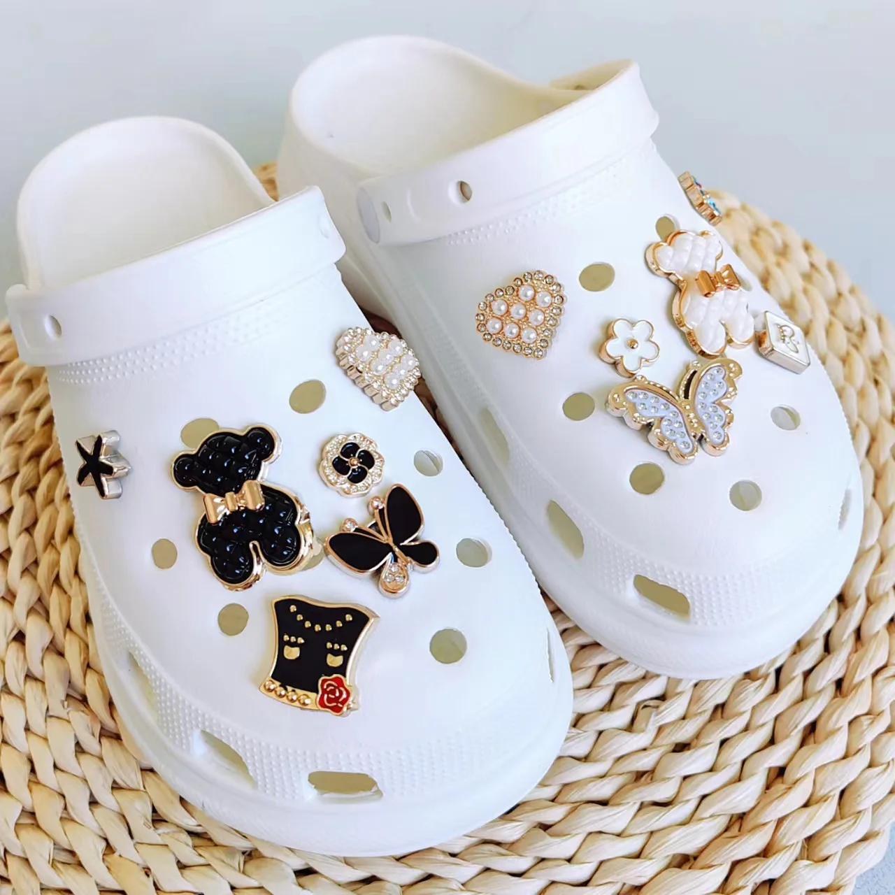 Shoe Charms for Crocs DIY Cute Bear 3D Stereoscopic Hole Shoes Buckle Decoration for Croc Shoe Charm Accessories Girl Party Gift