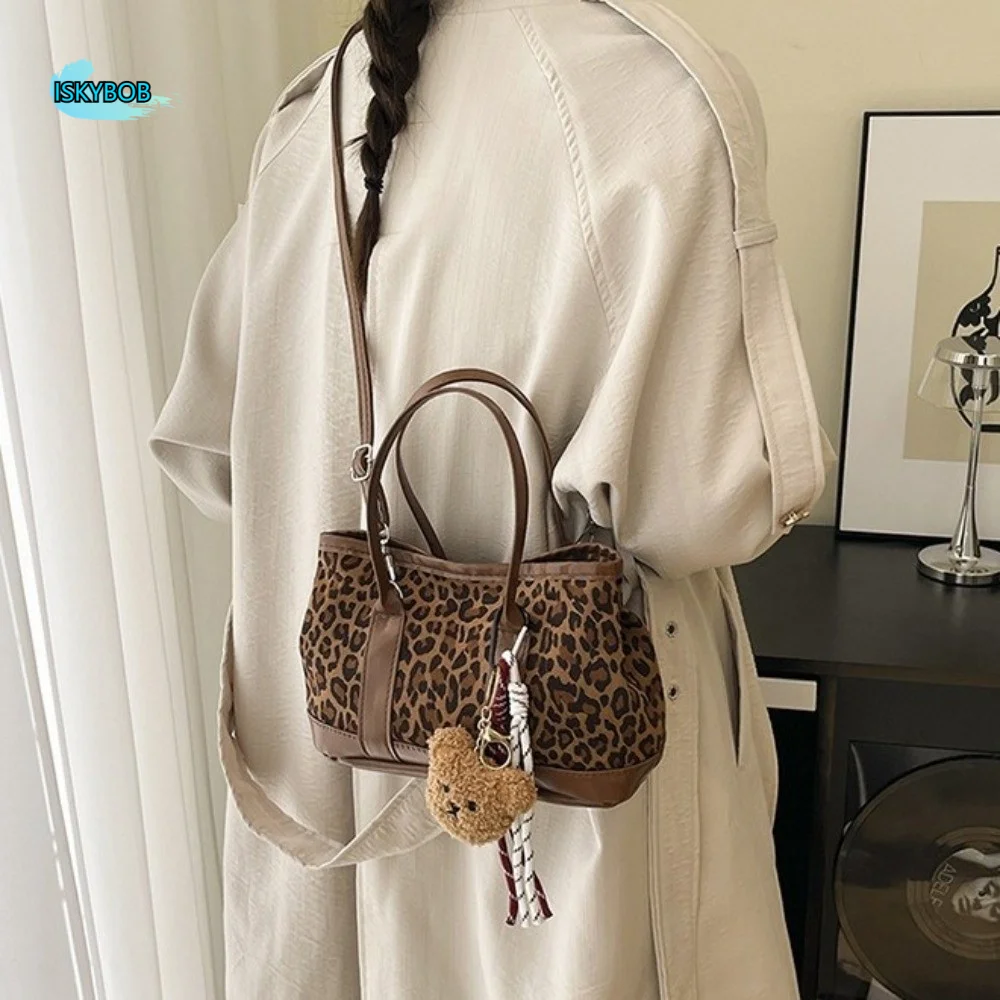 

Retro Leopard Print Crossbody Bag Large Capacity Faux Suede Tote Bag Patchwork Lightweight Ladies Bucket Shoulder Bag Daily