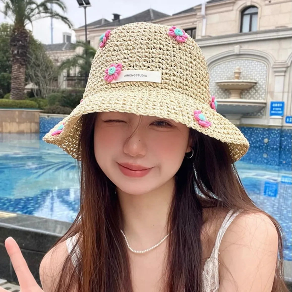 Spring/Summer Knitted Flower Pattern Small Fresh Sunscreen Hat Beach Hat Grass Hat