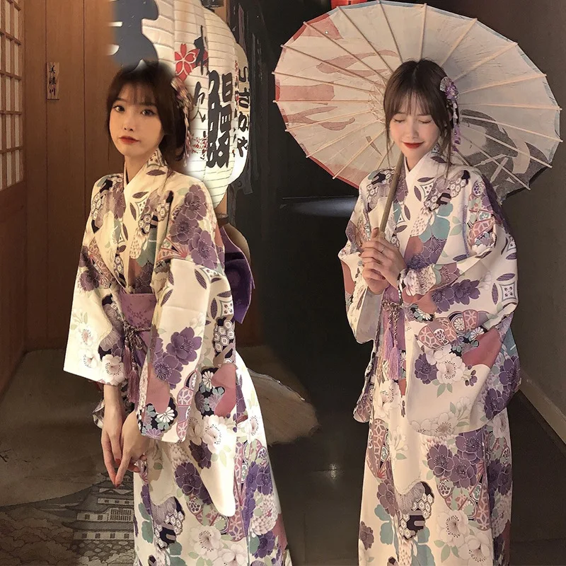 Kimono giapponese per donna Yukata Anime Cosplay Accappatoio Plus Size Costumi di Halloween Performance per feste Servizio fotografico Geisha