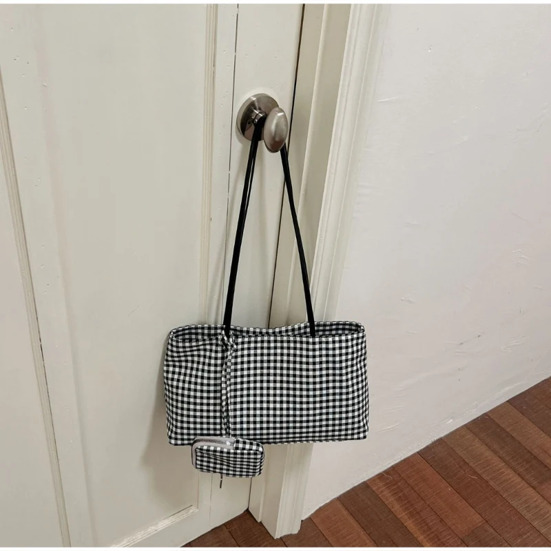 Karierte Canvas-Umhängetasche für Damen, leichte, lässige Pendler-Handtasche, Vintage-Tragetasche mit kariertem Muster und Farbblock-Design – Detail 7