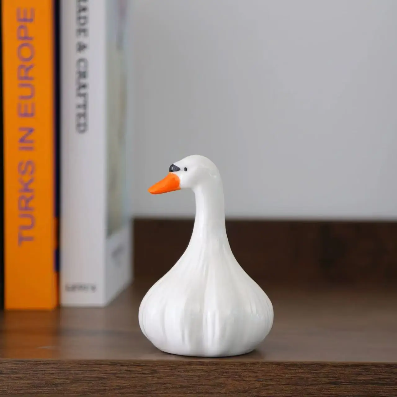 Cute Garlic Duck Ornament Home Office Desktop Stress Relief 