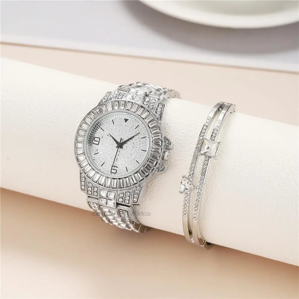 Luxury Gypsophila Gold Women\'s Watch Casual Digital With Diamonds Design Quartz Watches Stainless Steel Strap Gift Clock