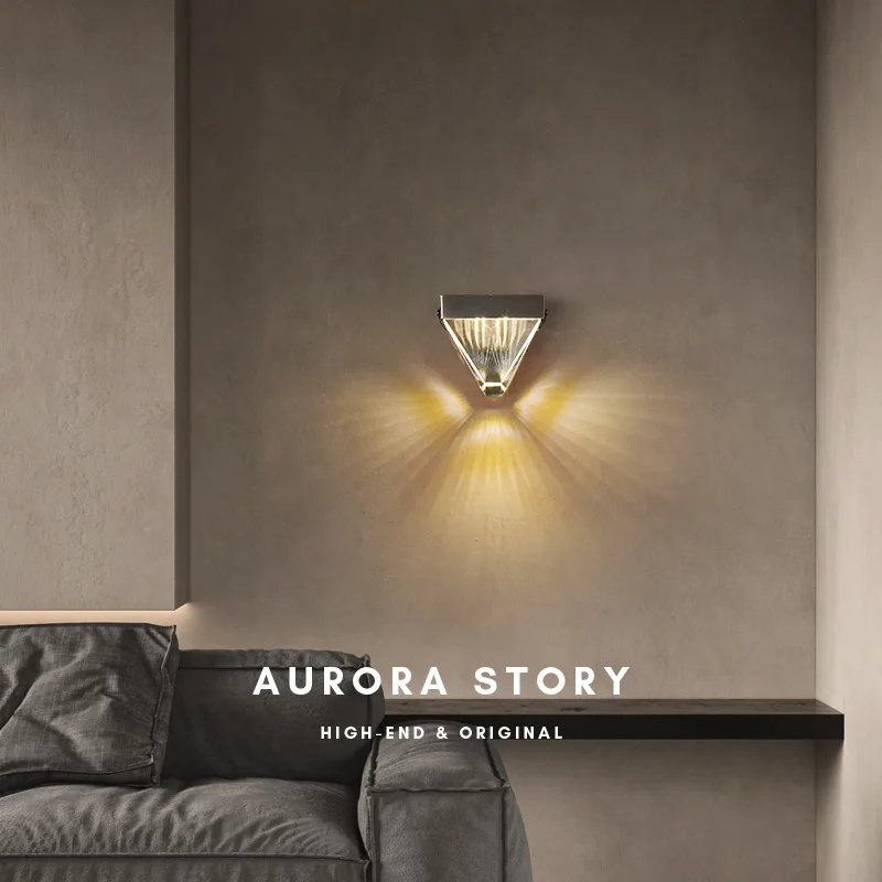 Nordic Brass Wall Lamp Designer Luxury Bedroom Bedside Light Creative Unique Living Room TV Wall Crystal Small Wall Light