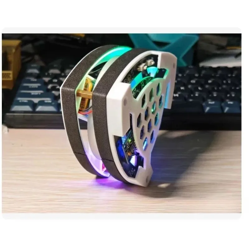 DIY Self Balancing Leluo Triangle Angular Momentum Conservation Desktop Ornament Creative Decompression Gift