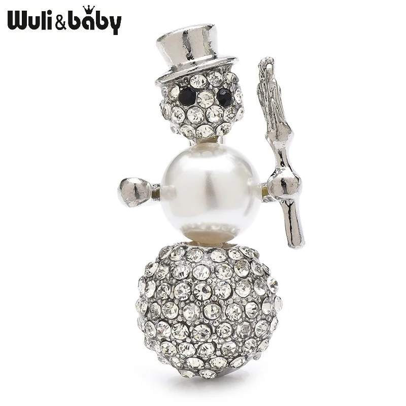 Wuli & baby-broches de muñeco de nieve blanco para mujer, broches con diamantes de imitación y perlas para sujetar escoba, muñeco de nieve, broche de Navidad y Año Nuevo, regalos