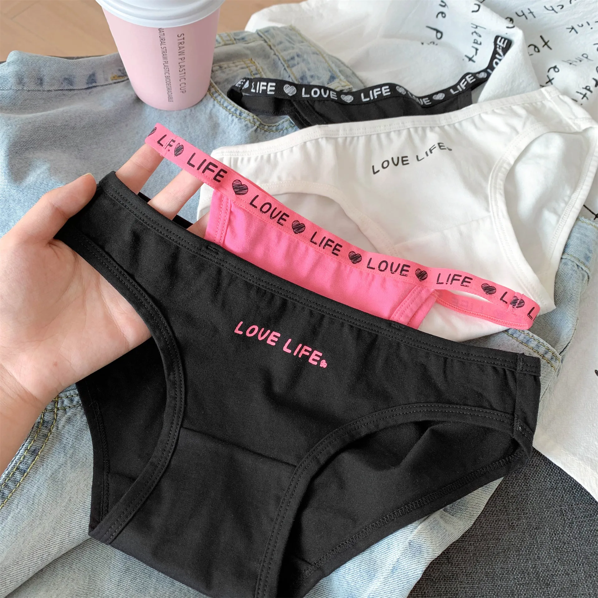 2023 Summer New Pure Desire Comfortable Sweet Soft Beautiful Girl Underwear Alphabet Stitching Mid-waist Briefs WOMEN Panties