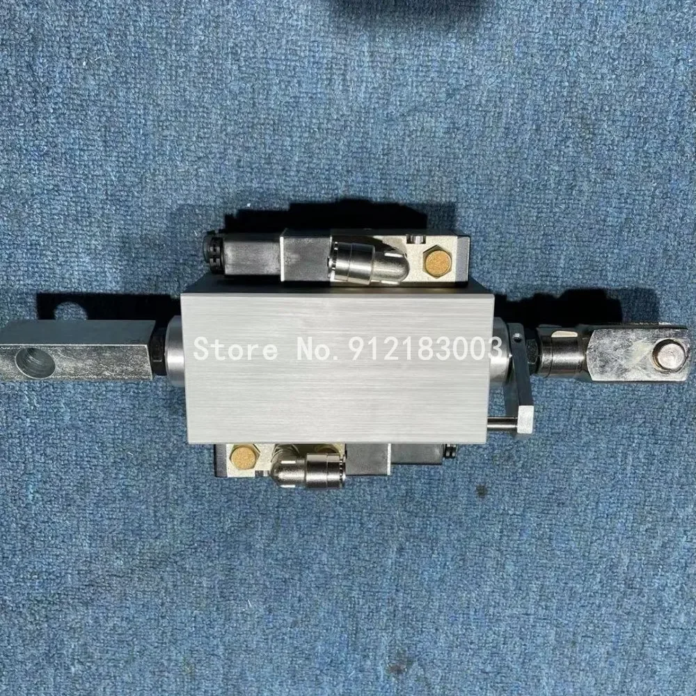 

Best Quality Heidelberg 1 piece SM74 Solenoid Valve M2.184.1011/01A Offset SM74 Combined Air Cylinder M2.184.1011
