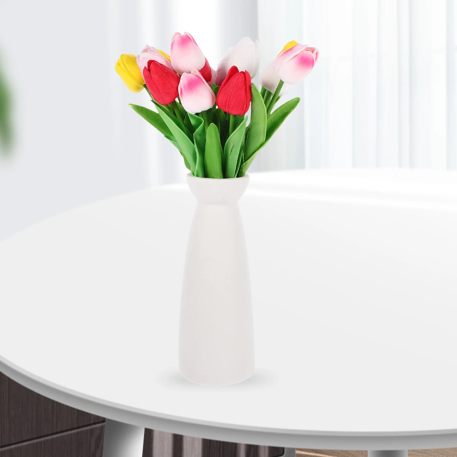 

15Pcs PU Tulips Decor Elegant Simulation Flower Bunch for Home Interior Adornment Bridal Centerpiece Relaxing Living Space