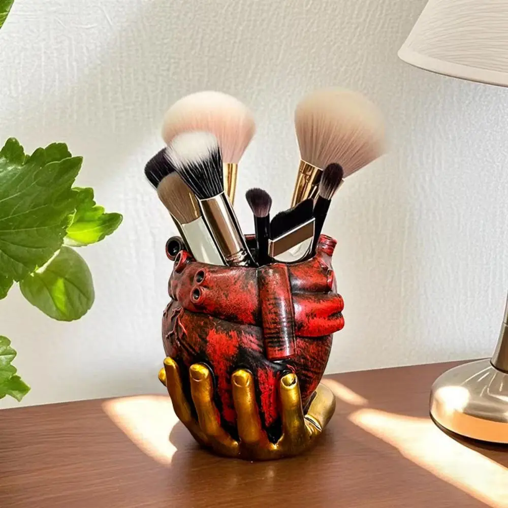 

Multipurpose Vinyl Heart-Shaped Pen Holder Decorative Simulation Makeup Brush Storage Box Vintage Desktop Organizer Bathroom