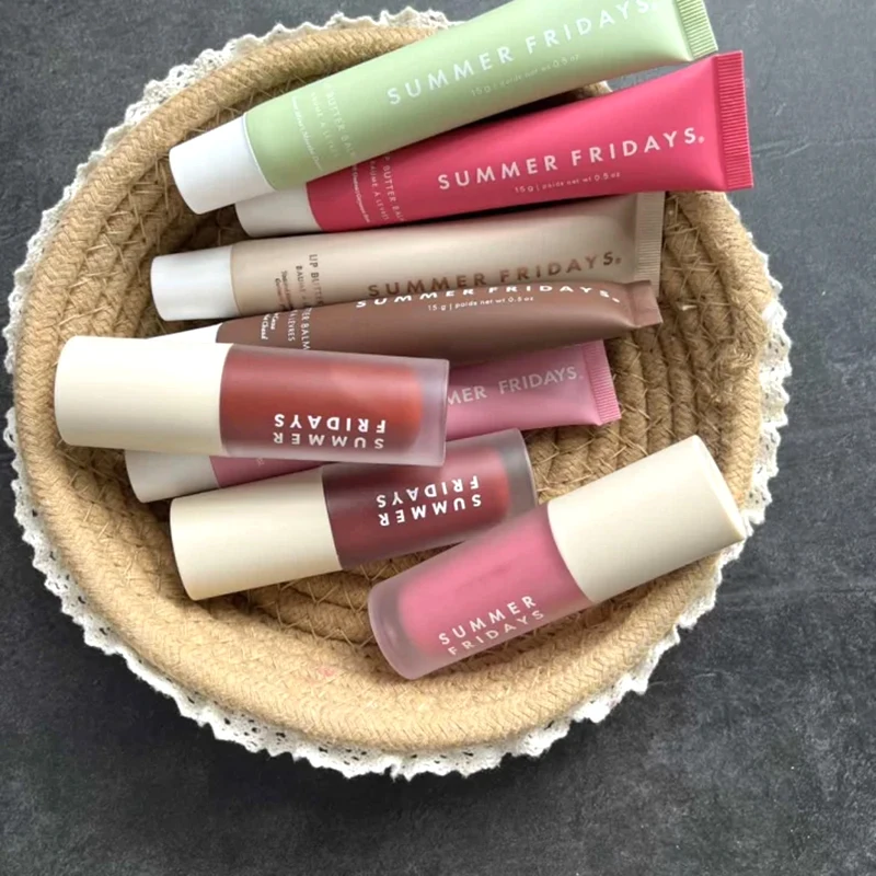 Hot Selling Summer Lipstick Moisturizes Smooth Lip Lines Lip Gloss Strengthens Lip Barrier Mildly Nourishes Leaves Dry Cracks