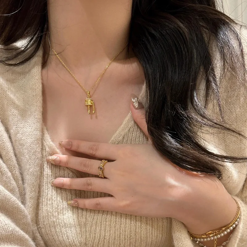 New in court style six character mantra prayer bucket necklaces light luxury exquisite and shiny collar chain jewelry gift