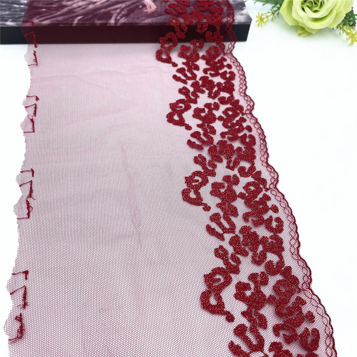 3y/lot Width 7 1/4 inch (18.50cm) Burgundy Shiny Golden Embroidery Lace Trim Clothing Sewing Craft DIY Apparel Fabric Lace