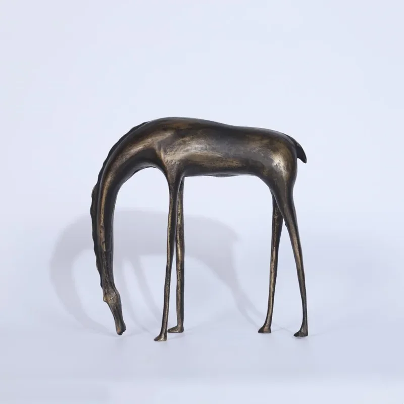 Metal Horse Simulated Animal Abstract Animal Sculpture Decorative Figurines Metal Artifact Home Decoration Accessories