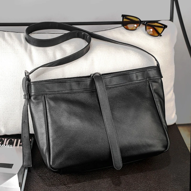 Simple Design Men's Crossbody Bags Luxury Soft Leather Shoulder Bags For Men Women Large Capacity Toes Crossbody Bags Unisex