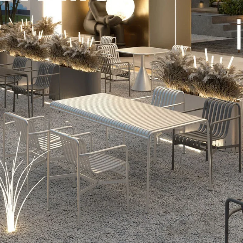 Modern outdoor wind metal tables and chairs, outdoor open-air wrought iron leisure tables and chairs combination