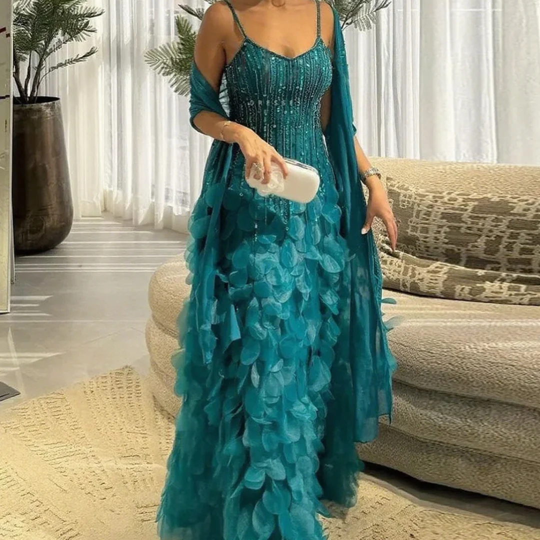 

Spaghetti Straps V Neck Beading Floral Petals Arabian Prom Gown Luxury Evening Dress with Shawl Party Dresses Customized