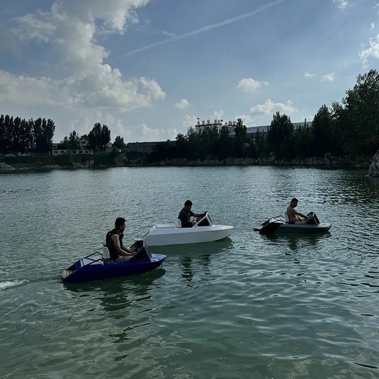 Custom 4-Seater Water Sports Jet Kart Boat, Large Load Power Component Multi-Person Design For Resort Amusement Park Use