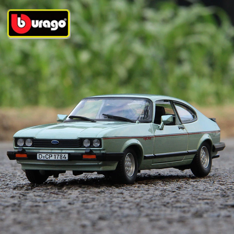 Bburago 1:24 1982 Ford Capri Alloy Car Model Diecast Metal Toy Classic Sports Car Vehicles Model Simulation Collection Kids Gift