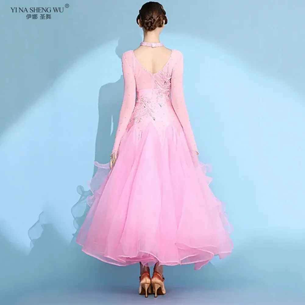 فستان الفالس لقاعة الرقص بأحجار الراين الشبكية بأكمام طويلة زي أداء الرقص القياسي ملابس المسرح فساتين السهرة