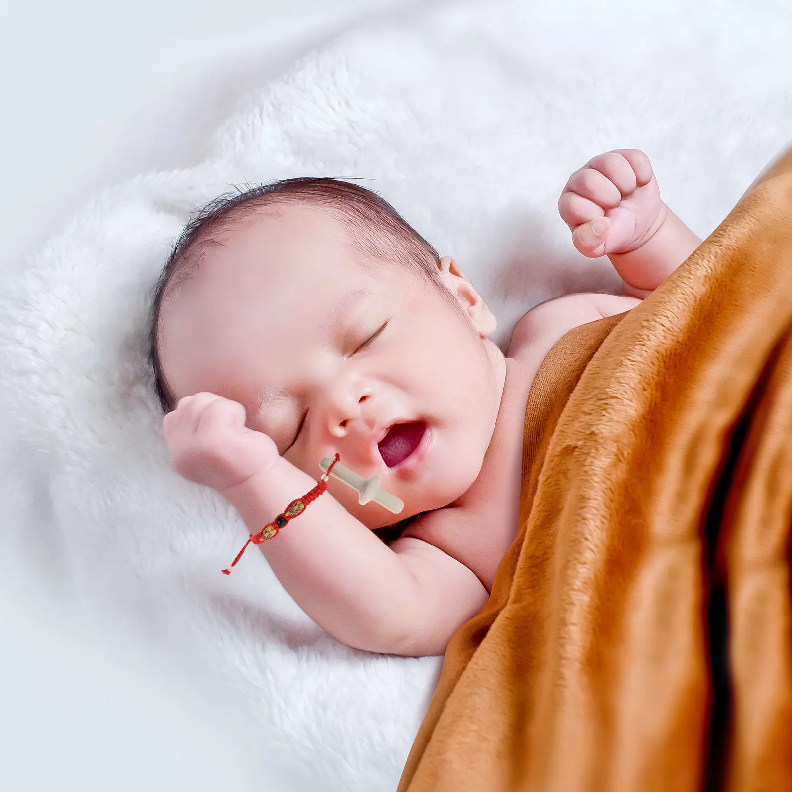 

1Pcs Wooden Baby Teething Stick Red White Soothing Molar Chewing Educational Anti-Eating Hand Infant Teether Teething Toy