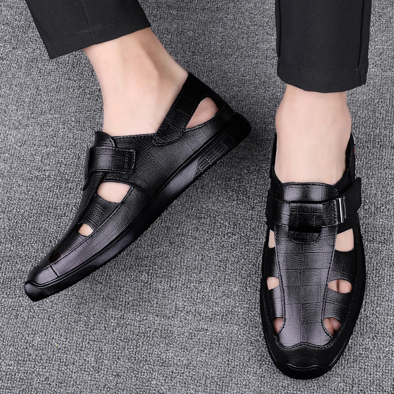 New Genuine Leather Men Black/brown Sandals Dress Shoes Summer Beach Shoes Business Breathable Hollow Out Flat Casual Sandals
