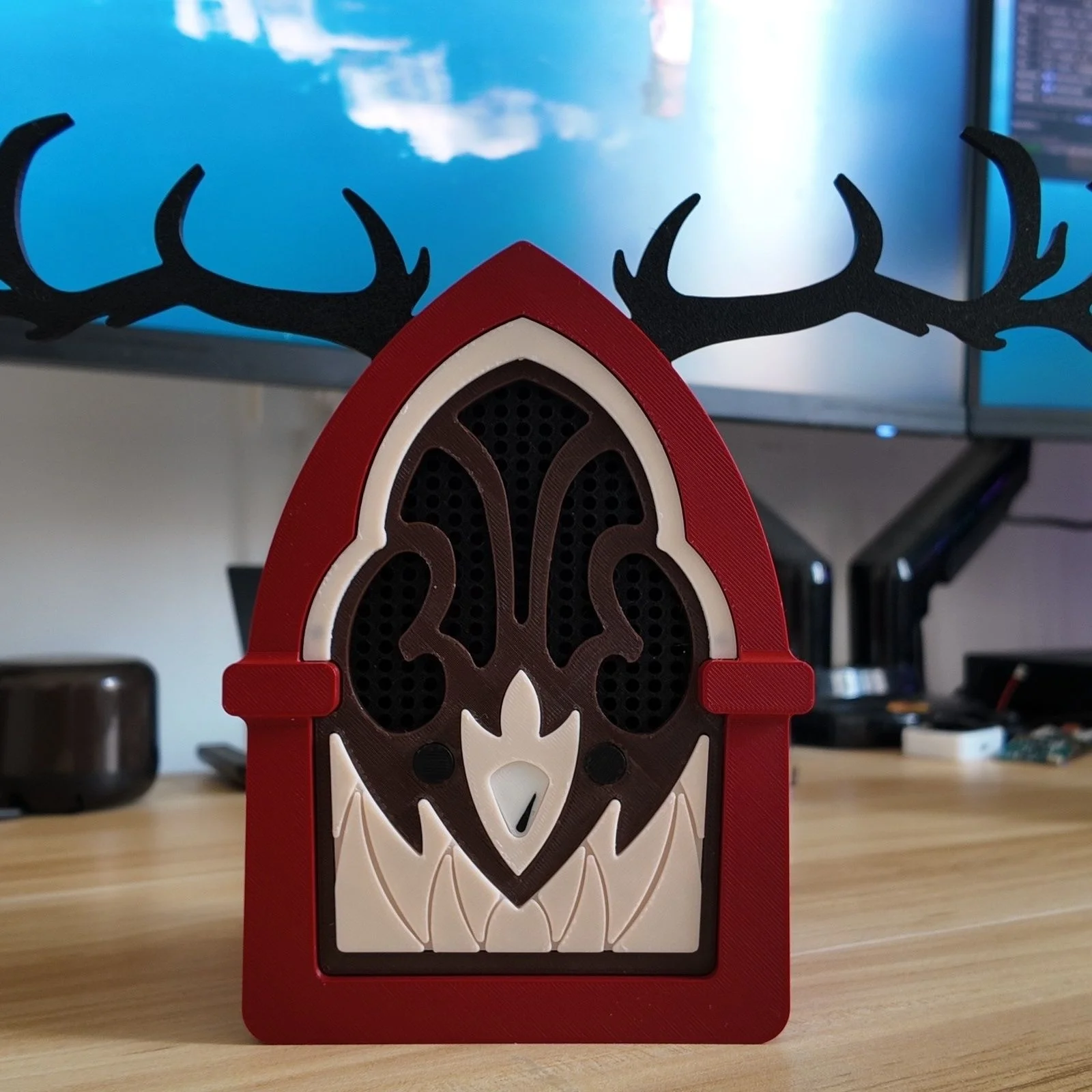 Creative 3D Printed Cartoon Deer Demon Alastors Bluetooth Speaker Gothic Desktop Ornament Home Decoration Gift For Anime Fans