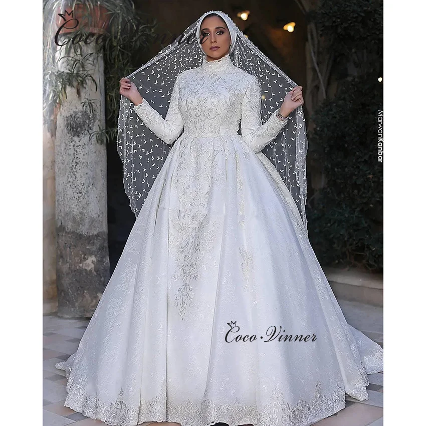 فساتين زفاف عربية إسلامية مخصصة 2025 بأكمام كاملة مع بطانة برقبة عالية ثوب زفاف دبي للنساء W1361