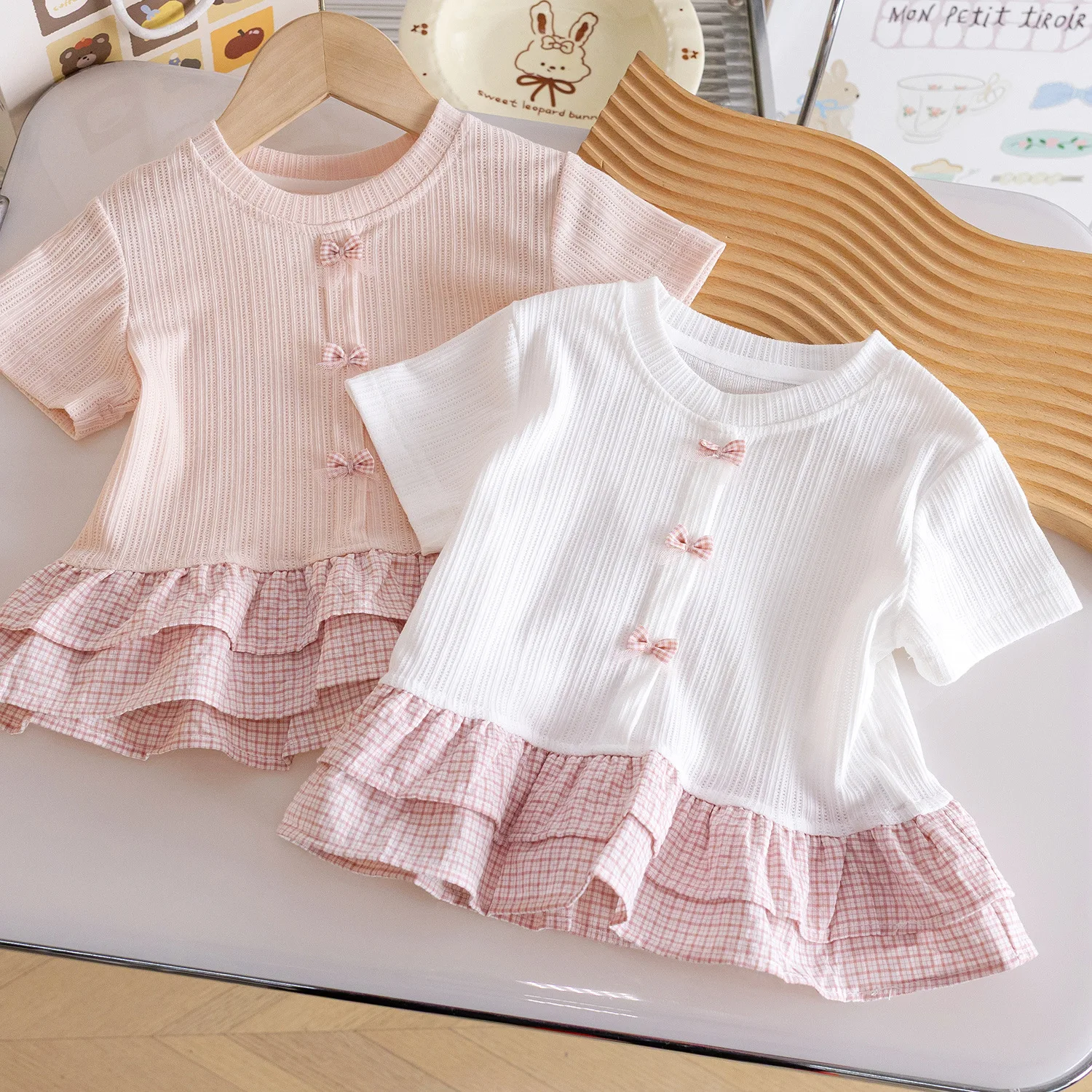 Girl's skin friendly breathable short sleeved 26 summer new comfortable T-shirt, stylish half sleeved skirt style lace top