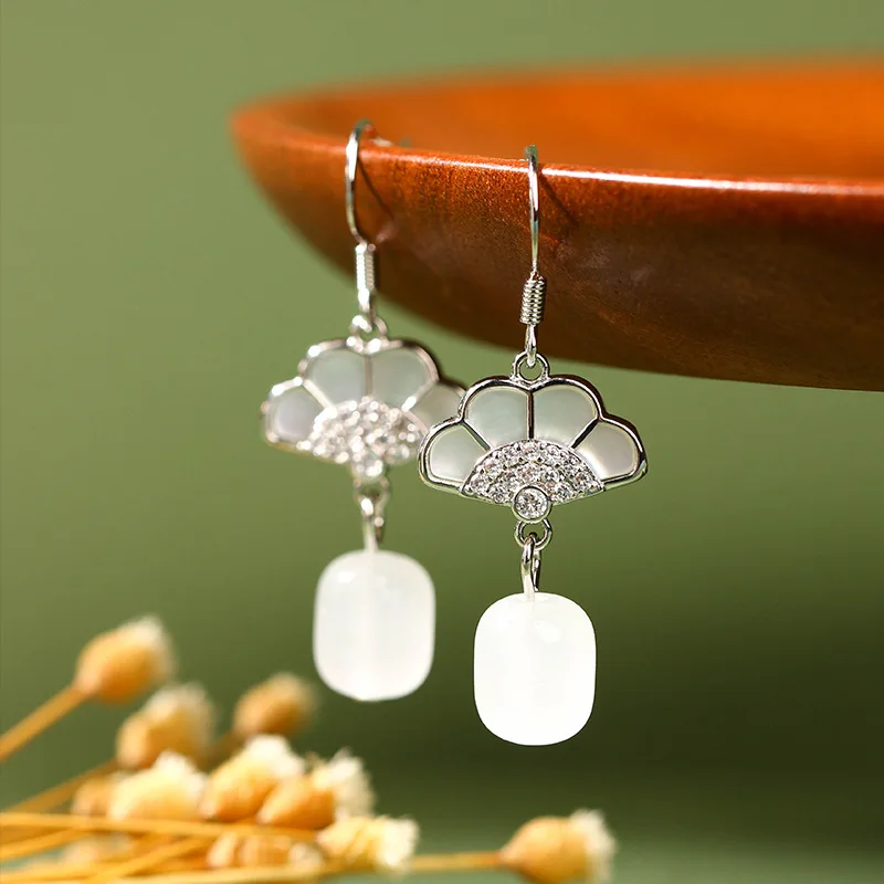 

All-Match Light Luxury Fan-Shaped Earrings Wholesale Diamond Fritillary Stone Inlaid Imitation Jade Personalized Earrings Women