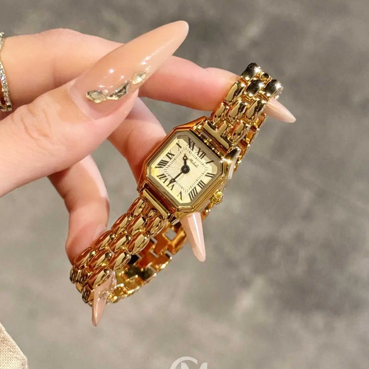 New Luxury Women'S Watch High-End Timepiece, Trendy And Elegant Women'S Watch, Fashionable Quartz Watch, Perfect Gift For Women.