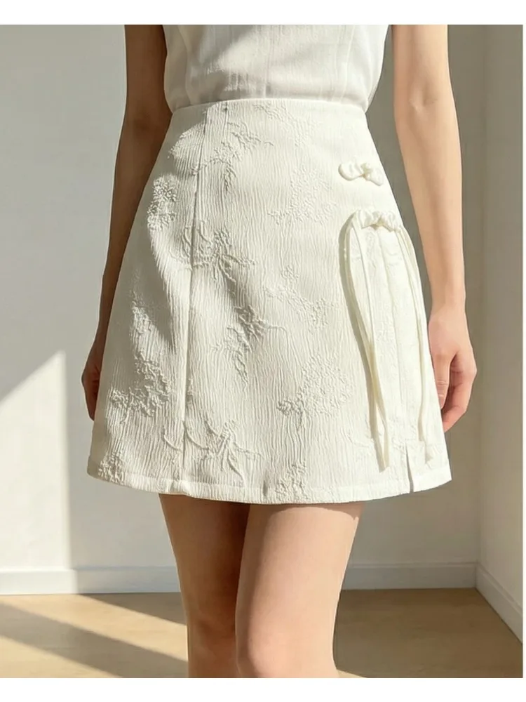 

Ретро женская черная мини-юбка с пуговицами и жаккардовым узором, винтажная белая элегантная короткая юбка А-силуэта с завышенной талией в китайском стиле, лето 2026