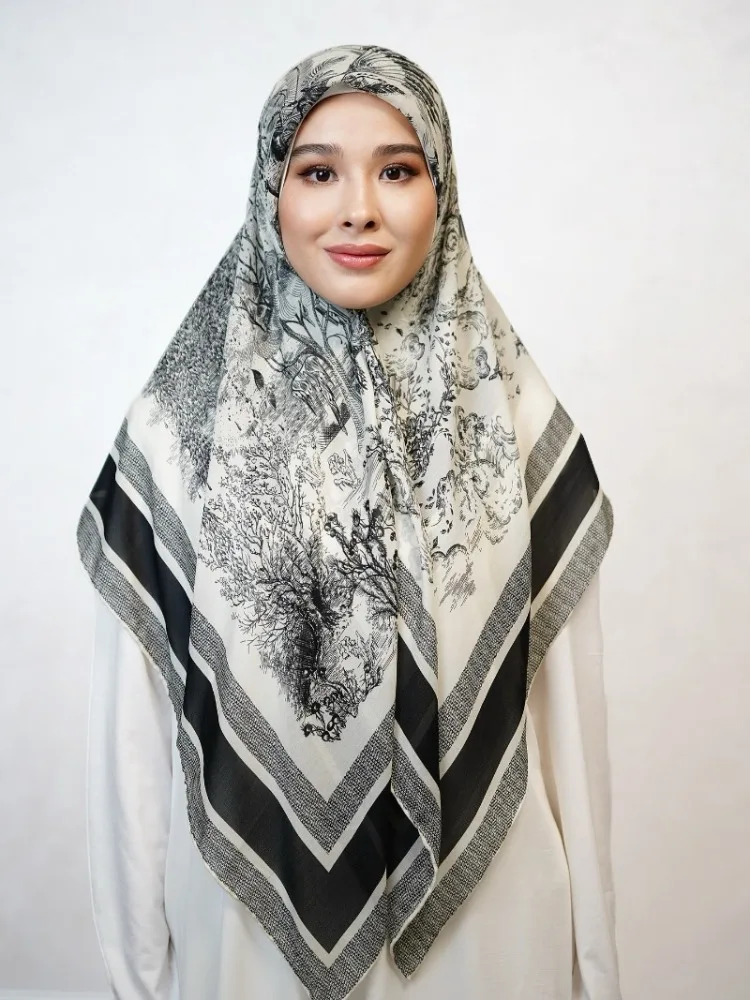 

90 Square Scarf Silk Scarf Hijabs for Woman Handmade Crimped Neck Twill Silk Imitation Silk Scarf with Shawl Tube Top Bandana