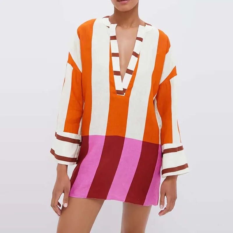 Elegancka sukienka imprezowa w paski z temperamentem, modna sukienka mini w stylu boho z głębokim dekoltem w serek, długim rękawem, kopertowym krojem, podkreślająca biodra i seksownymi wycięciami, idealna na wakacje.