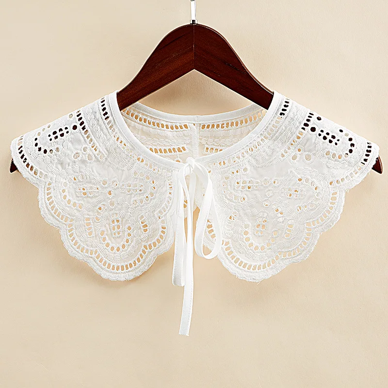 

Linbaiway Floral Embroidery Hollow Fake Collar for Women White Detachable Collars Lapel False Collar Female Clothes Accessory