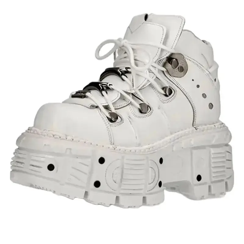 Women's platform sneakers