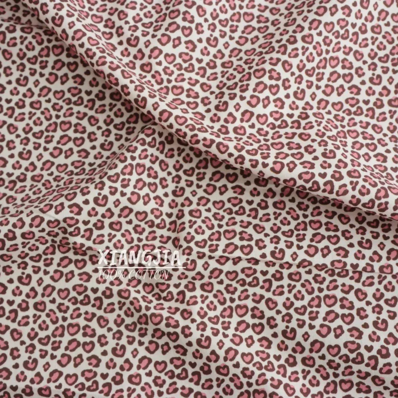 140x50cm 100% Baumwolle 40s Poplin Dopamin-Farbe Leopardenmuster Oberteil Hemdkleid Langer Rock Kinderbekleidungsstoff – Detail 2