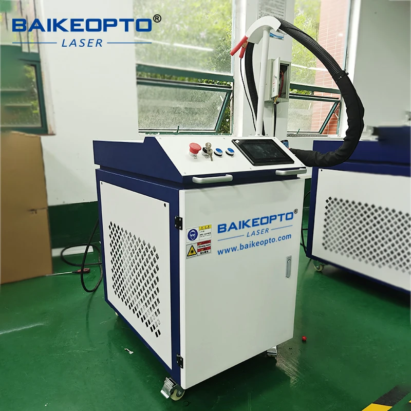 BK-FL2000LS Hot Sale 2000W Continuous Laser Cleaning Machine Weld Cleaning Large Surface Cleaning Fast Speed