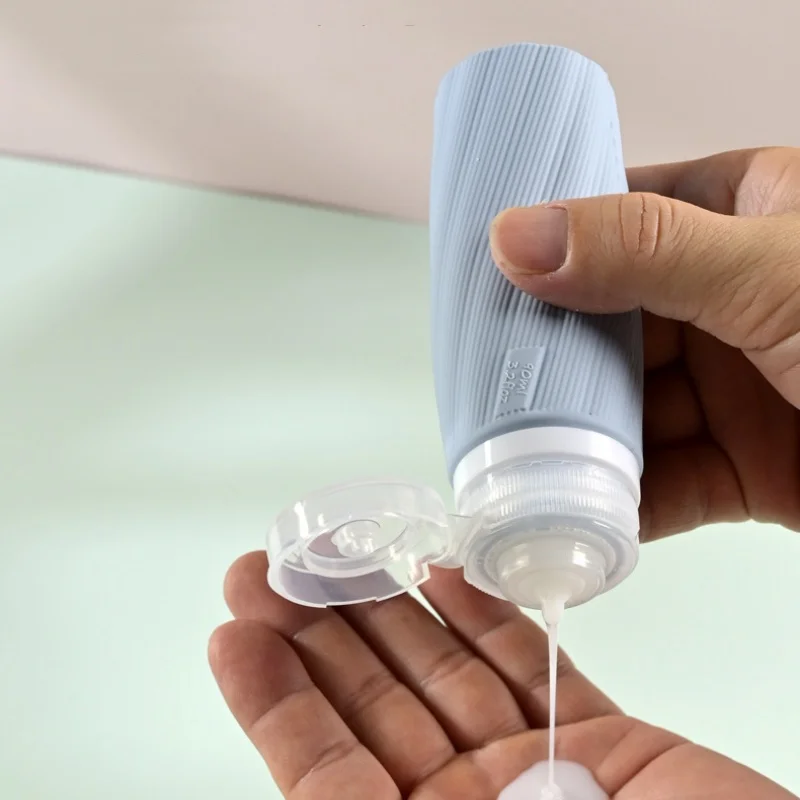 

4pcs Travel Leak Proof Silicone Lotion Bottle Set Portable Refillable Travel Empty Bottles 90ml Shampoo Container Dispenser