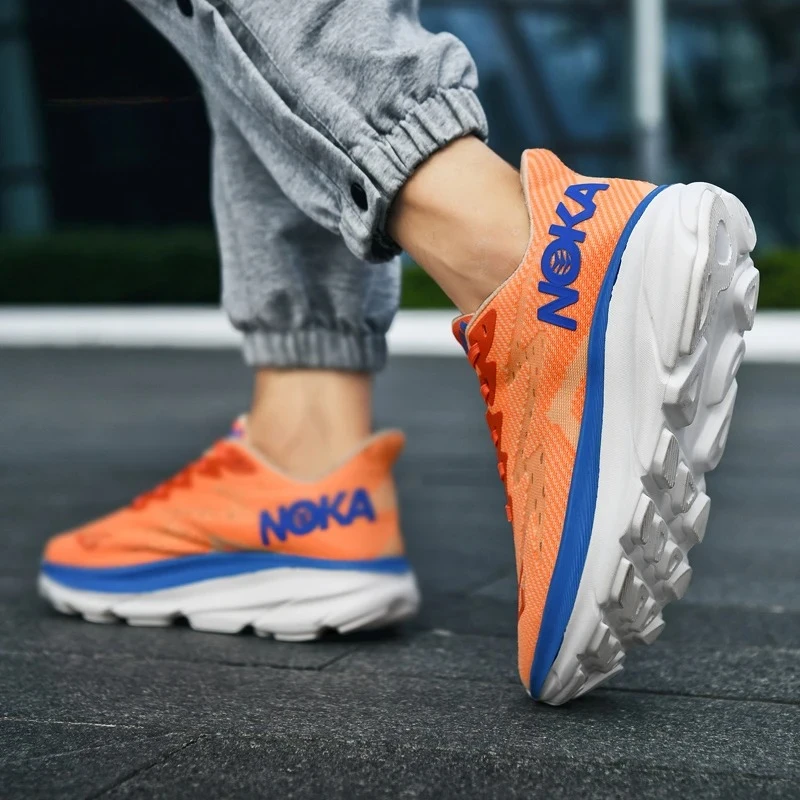 أحذية الجري الجديدة للرجال والنساء للتدريب على الماراثون ونعل متوسط ممتص للصدمات أحذية رياضية للجري على الطرق