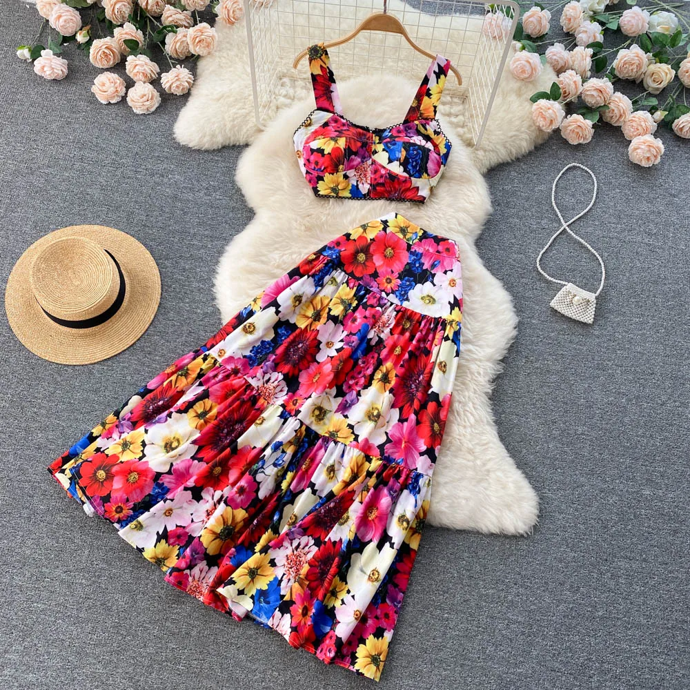 

Two Piece Holiday Dress Sets Women Floral Print Spaghetti Strap Crop Top and Skirt Suit Runway Summer Outfits Beach Bohemian