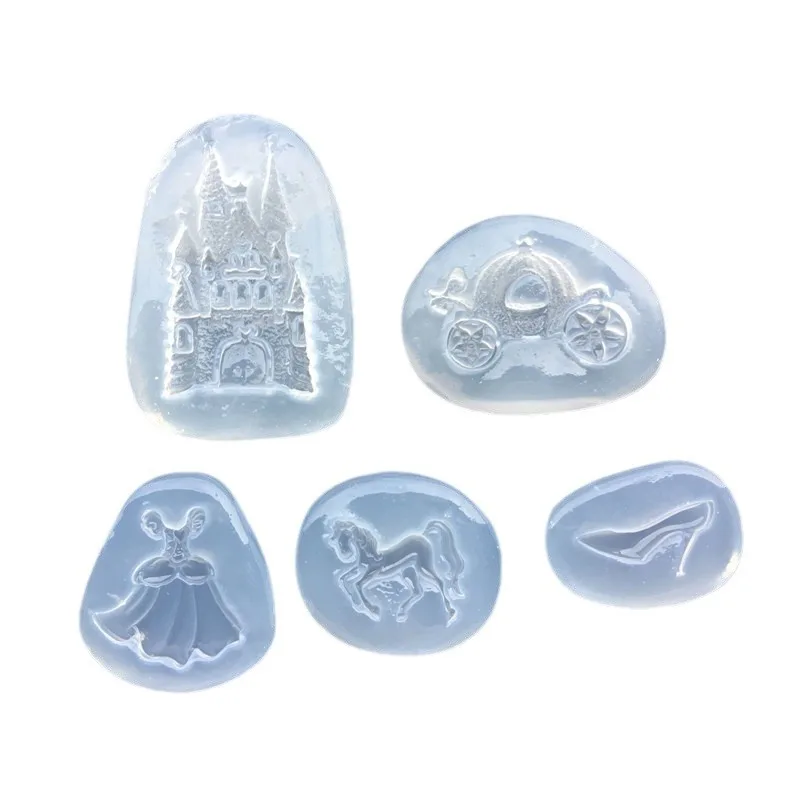 Mirror Castle Horse High Heels Skirt Pumpkin Cart Handmade Silicone Mold 16300