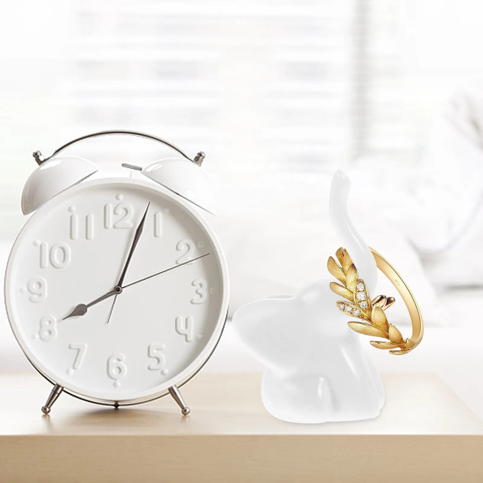 

1Set Elephant Ring Holder Jewelry Display Stand Gold Plated Animal Shape Holder for Rings Necklaces Bracelets Earrings