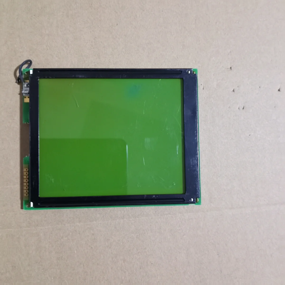 

DMF5001 20-20192-2 LCD display screen