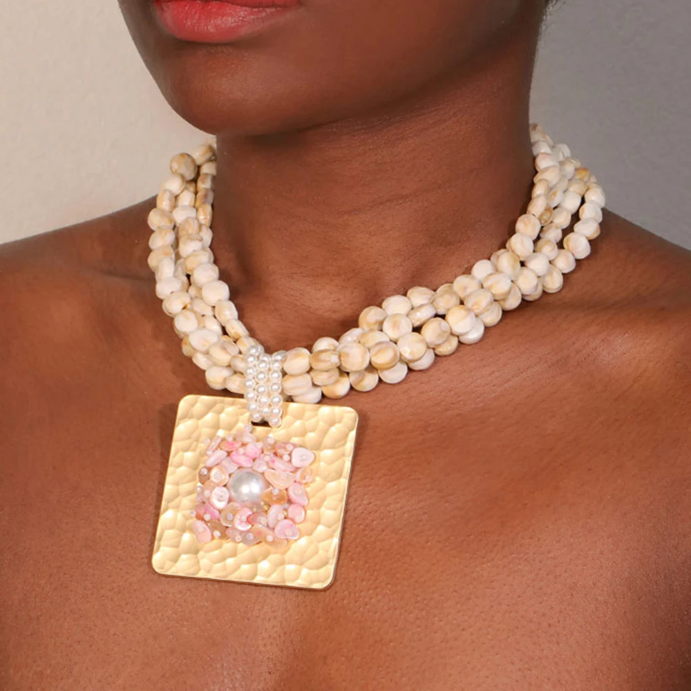 

Statement Beads Necklace with Geometry Pendant for Women Girl Beach Party Jewelry