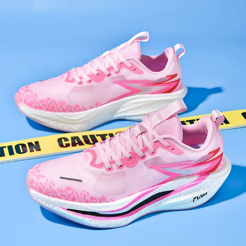 

New Couple Sneakers Fashion Hot Sales Anti Slip Tennis Shoe Outdoor Anti Slip Convenient Shock Absorbent Men Women Running Shoes