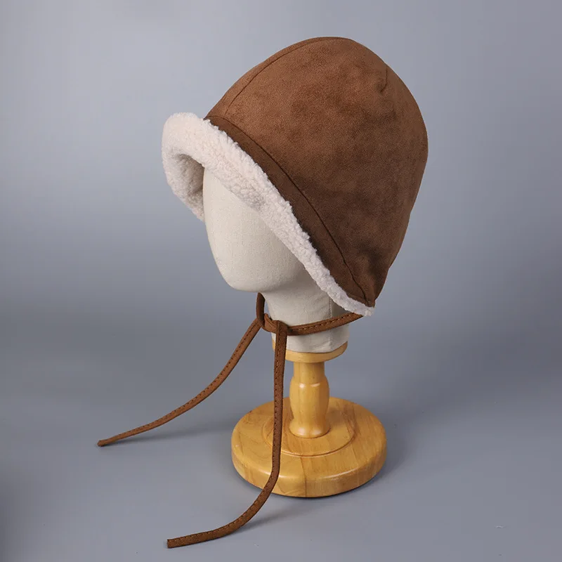 الكورية سميكة صوف الضأن منفذها قبعة مع الرجعية تقليد الجلد المدبوغ شريط مخملي الدفء حماية آذان قبعة بحافة دافئة
